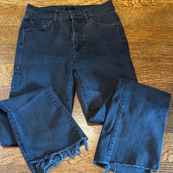 MOTHER Black insider crop step fray denim - Picture 7 of 7